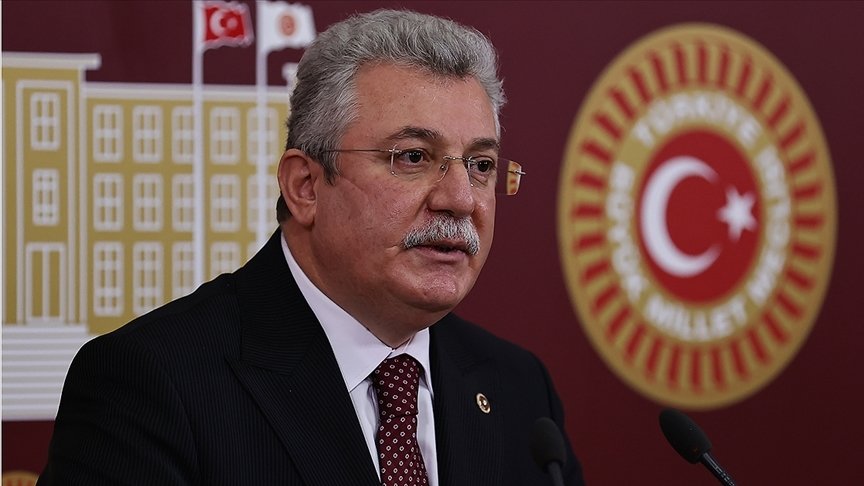 AK Parti’li Akbaşoğlu: Draghi diktatör görmek istiyorsa aynaya ve kendi tarihine baksın