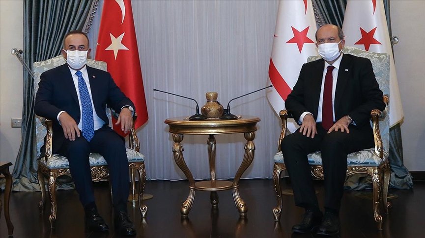 KKTC Cumhurbaşkanı Tatar, Dışişleri Bakanı Çavuşoğlu’nu kabul etti
