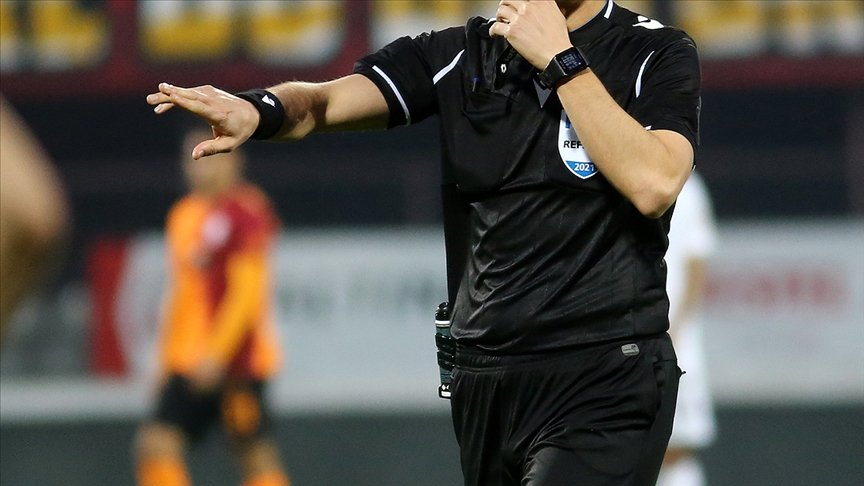 Süper Lig’de 33. hafta maçlarını yönetecek hakemler açıklandı