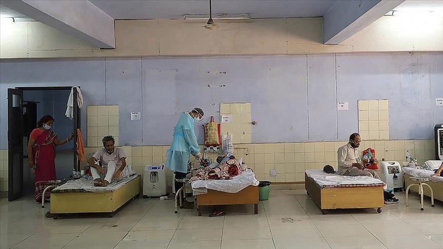 Hindistan’da son 24 saatte Kovid-19’dan 3 bin 460 kişi öldü