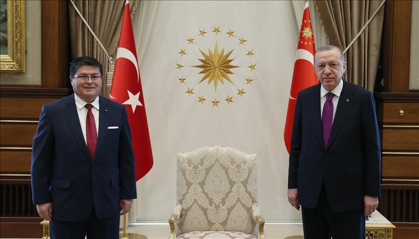 Şili Büyükelçisi Castro, Cumhurbaşkanı Erdoğan’a güven mektubu sundu