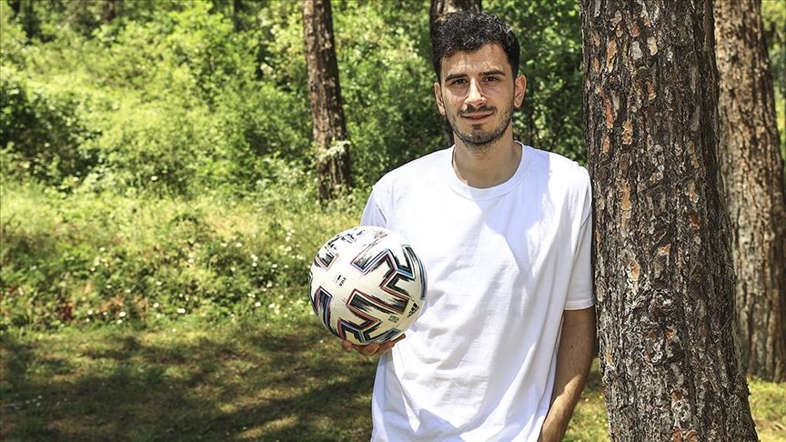 Beşiktaşlı futbolcu Oğuzhan Özyakup: Şampiyonluğun anahtarı takımdaki ‘aile ortamı’