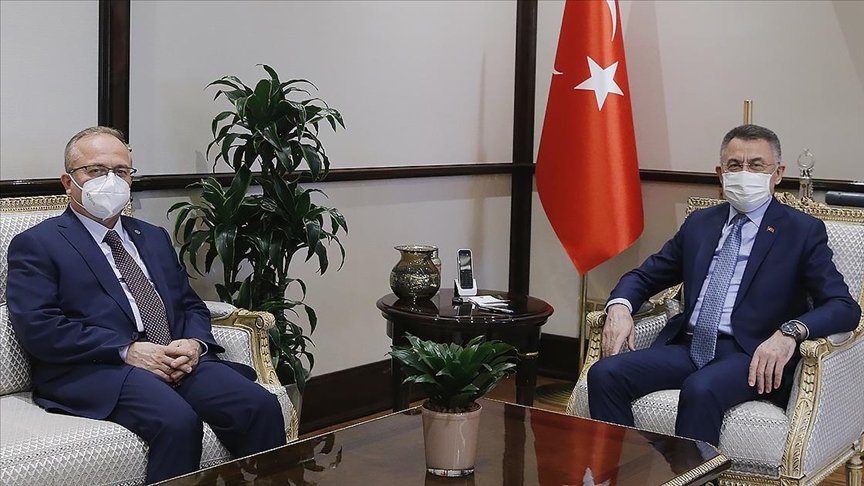 Cumhurbaşkanı Yardımcısı Oktay, Türkiye Maarif Vakfı Başkanı Akgün’ü kabul etti