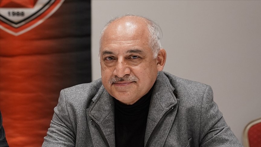 Süper Lig ekibi Gaziantep’in başkanı Büyükekşi, görevini Cevdet Akınal’a devredecek
