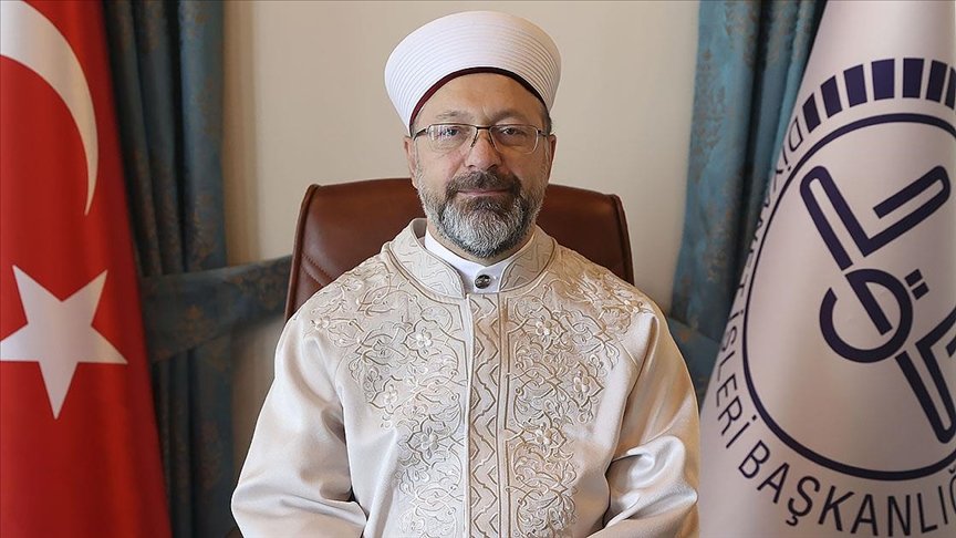 Diyanet İşleri Başkanı Erbaş: Dijital platformlar hukuk, etik ve ahlak düzleminde sağlam bir zemine ihtiyaç duymaktadır