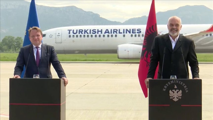 Basın toplantısında ‘THY sürprizi’