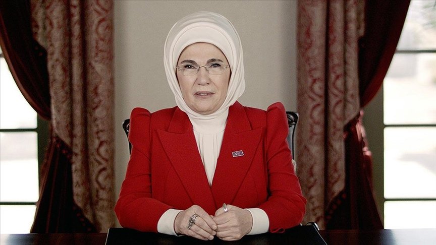 Emine Erdoğan’dan Taksim Camii paylaşımı: Bu güzel günün şükrü ve sevinci içindeyiz