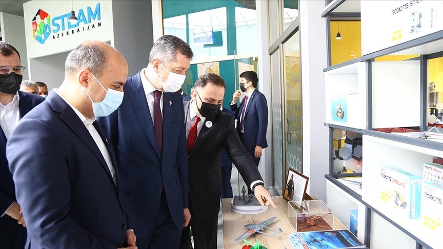 Milli Eğitim Bakanı Selçuk, Azerbaycan’ın Guba kentinde STEAM Merkezi’nin açılışını yaptı