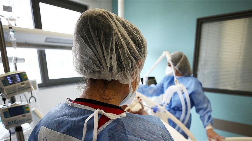 YÖK, üniversite hastanelerinde çalışan sağlıkçılara yeniden ‘ek ödeme’ yapılması için harekete geçti