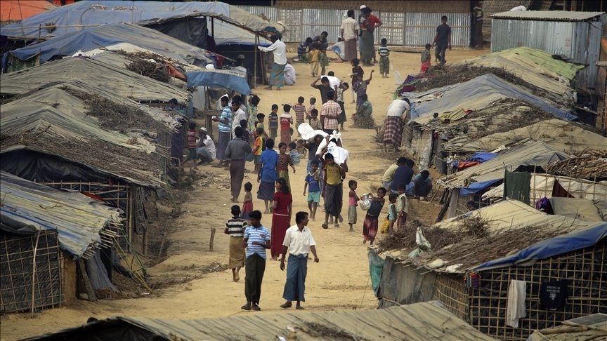 Myanmar’da askeri yönetim karşıtı ‘sivil hükümet’ Arakanlı Müslümanların durumundan endişe duyuyor