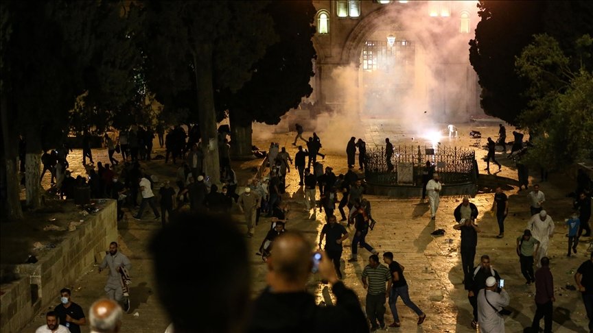 Ürdün: İsrail’in Mescid-i Aksa’da ibadet edenlere yönelik saldırısı barbarca