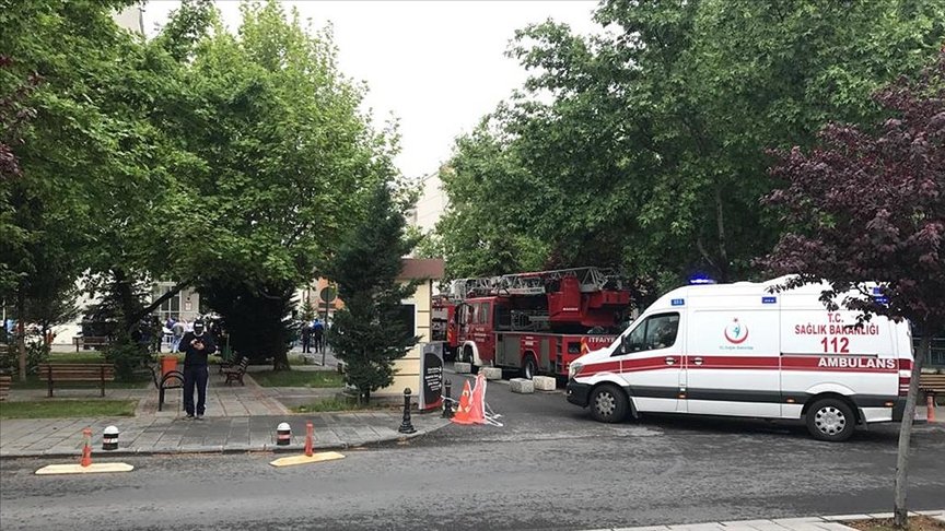 Erciyes Üniversitesi Hematoloji-Onkoloji Hastanesi’nde çıkan yangında 24 kişi dumandan etkilendi