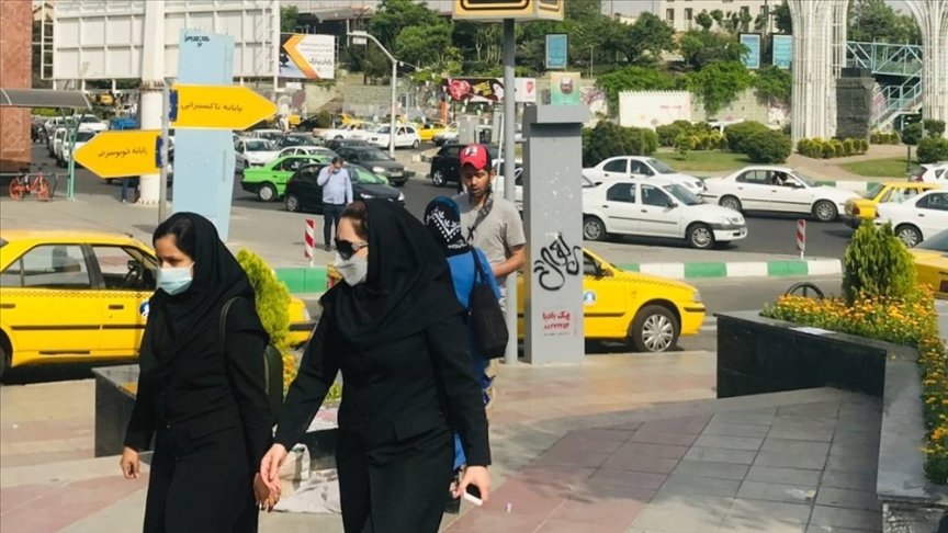 İran’da son 24 saatte 303 kişi Kovid-19’dan hayatını kaybetti