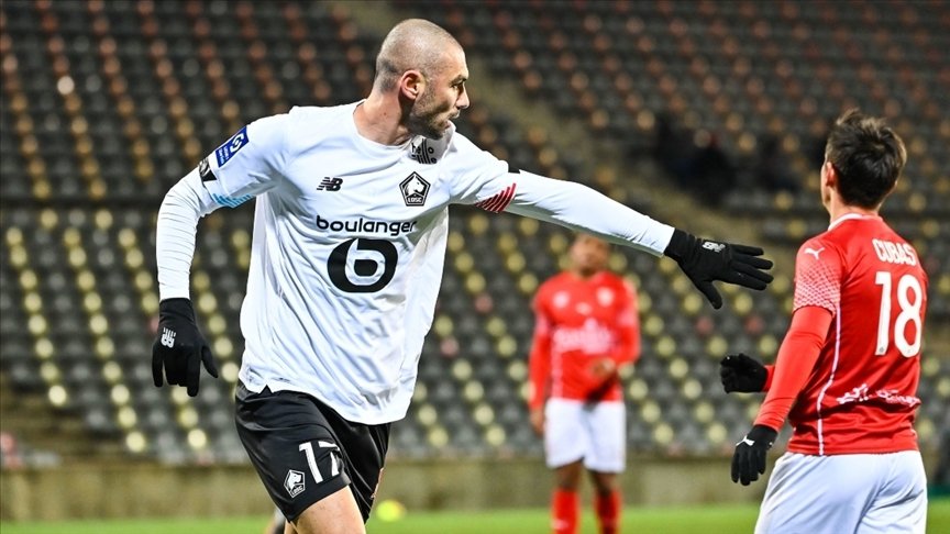 Lille, Burak Yılmaz ve Zeki Çelik’in golleriyle Nice’i 2-0 yendi