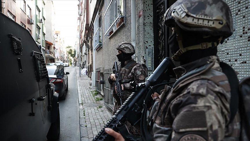 İstanbul ve Ankara merkezli 81 ilde uyuşturucu satıcılarına yönelik eş zamanlı operasyon