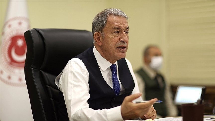 Bakan Akar, Letonya Başbakan Yardımcısı ve Savunma Bakanı Pabriks ile video konferansla görüştü