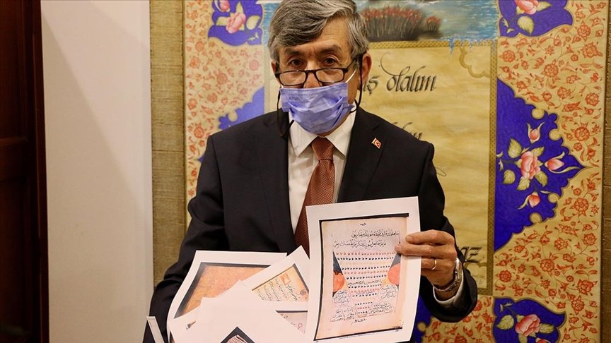 Türk akademisyen Vatikan Kütüphanesi arşivinde Yunus Emre Divanı’nın bir nüshasını tespit etti