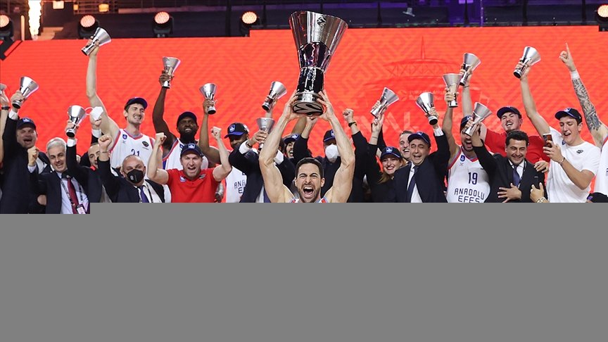 Anadolu Efes, son üç sezondaki yatırımlarıyla Avrupa’nın zirvesine çıktı