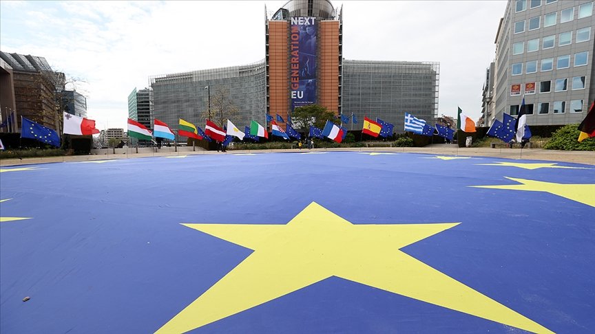 AB, Belarus’a yeni yaptırımlar uygulayacak, hava sahasını kullandırmayacak