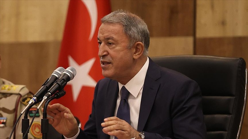 Bakan Akar Libya’daki Mehmetçik ile bir araya geldi: Biz iyi gün değil kara gün dostuyuz