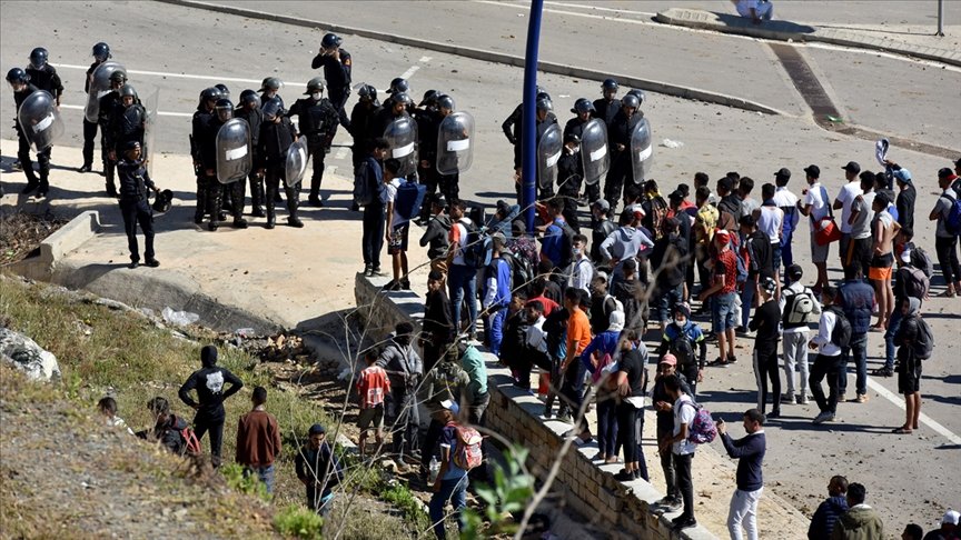 İspanya, Fas’tan gelen düzensiz göçmenlerden 7 bin 800’ünü geri gönderdi
