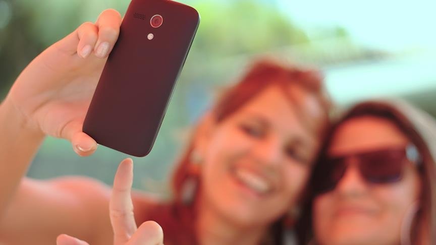 Sosyal medyadaki fotoğraf akımlarıyla ilgili ‘masum bir şekilde ortaya çıkmıyor’ uyarısı
