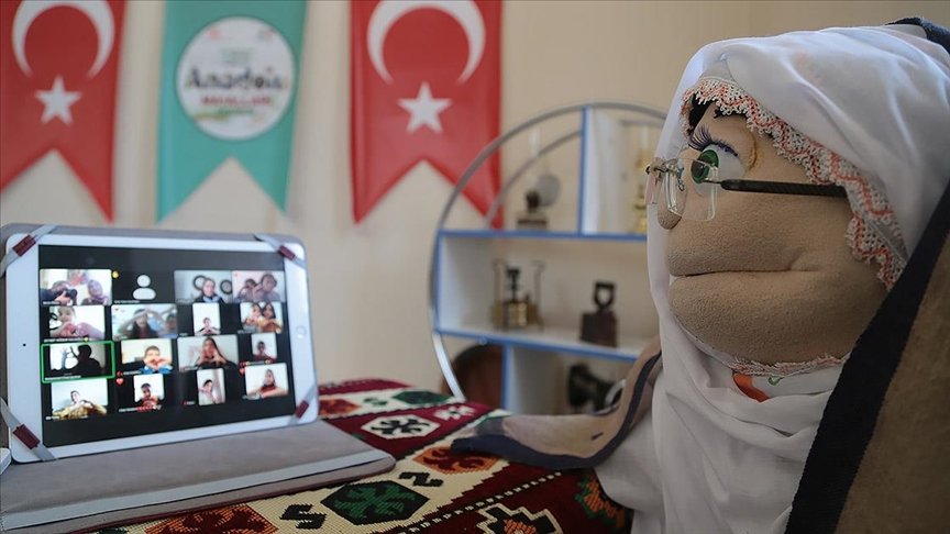 Çocuklar EBA’da ‘Erzurum ağzı’ ile söylenen ramazan manileriyle hem öğreniyor hem eğleniyor