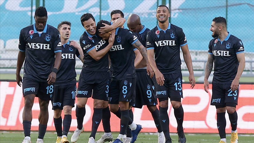 Trabzonspor kötü başladığı sezonda Abdullah Avcı idaresinde çıkış yakaladı