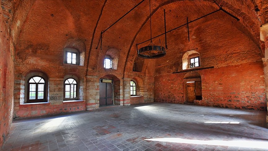 Tarihi Esgher Sinagogu restore edilerek kütüphane oluyor