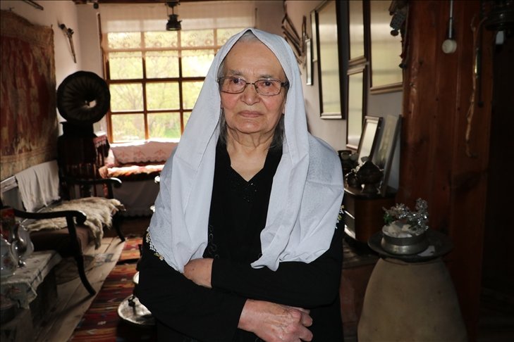 Bir kentin ‘Sabiha ebesi’ 87 yaşında anılarıyla yaşıyor