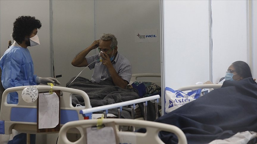 Hindistan’da Kovid-19 nedeniyle son 24 saatte 3 bin 741 kişi hayatını kaybetti