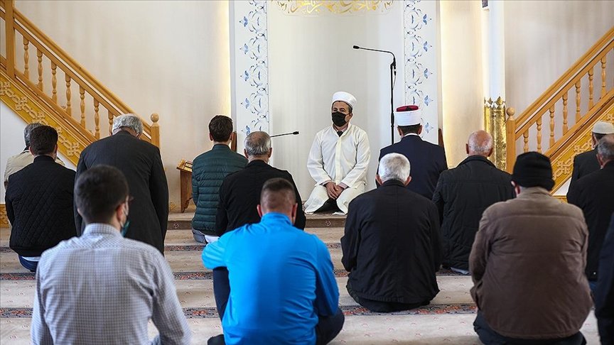 Bosna Hersek’te ramazanı geçiren Türk hafız kendini evinde gibi hissediyor