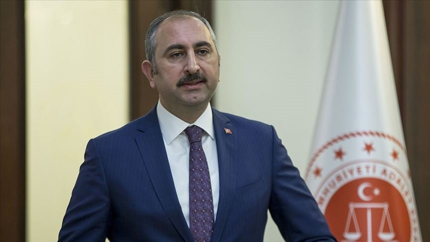 Adalet Bakanı Gül: İYİ Parti Genel Başkanını millet ve tarih huzurunda özür dilemeye davet ediyorum