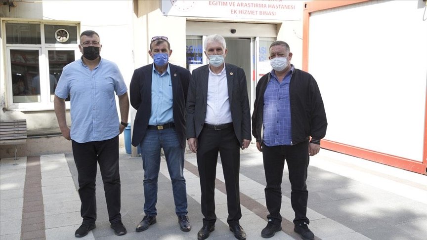 Aşı programında öncelikli gruba dahil edilen muhtarlar karara sevindi
