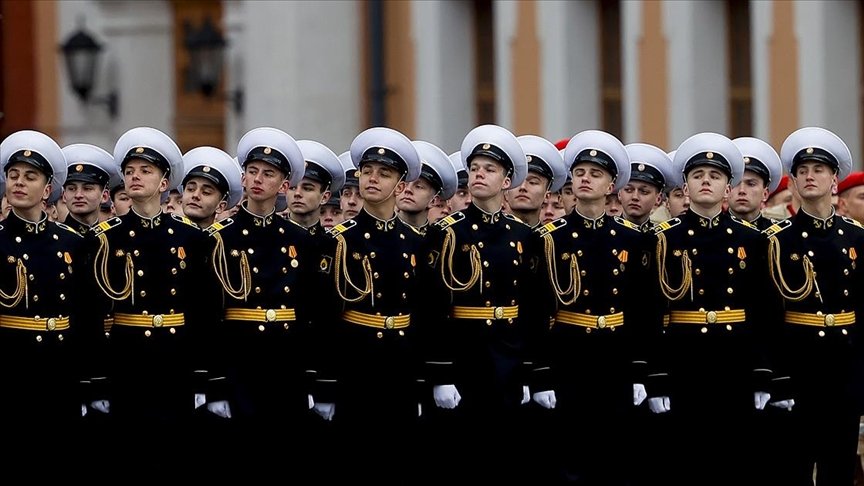 Rusya’da 9 Mayıs Zafer Günü törenlerle kutlandı