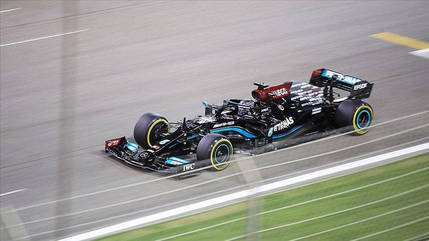 Formula 1 İspanya Grand Prix’sinde pole pozisyonu Hamilton’ın