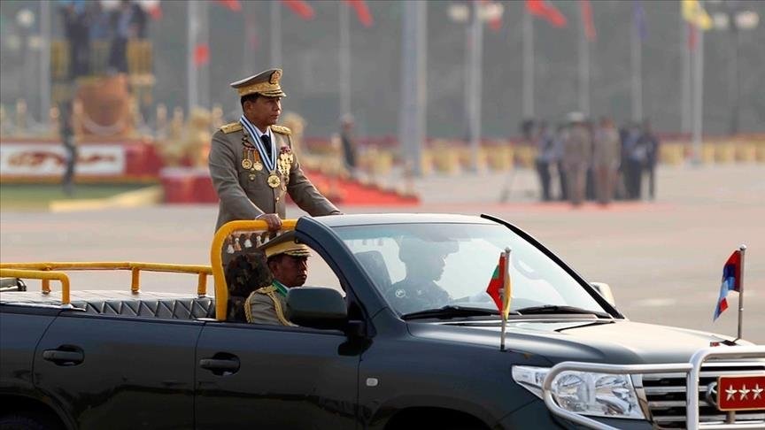 Myanmar’da darbeci lider General Hlaing için emeklilik yaş sınırı kaldırıldı