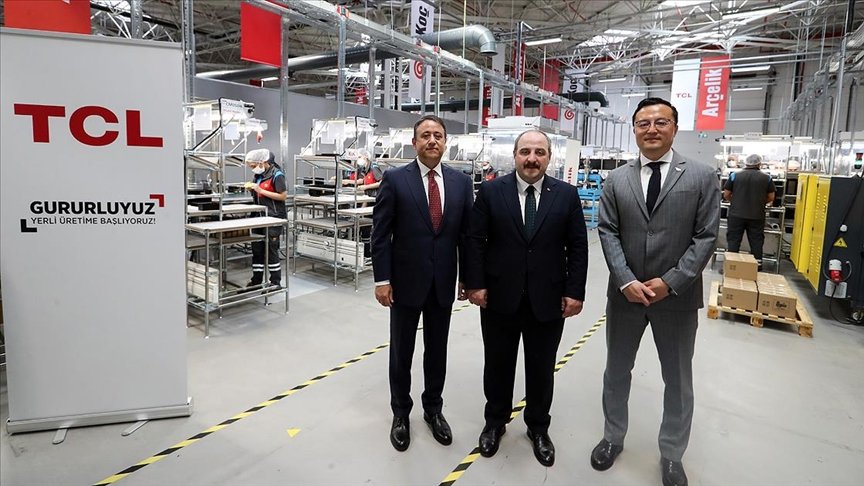 Global markaların Türkiye’de akıllı telefon üretimlerine bir yenisi daha eklendi