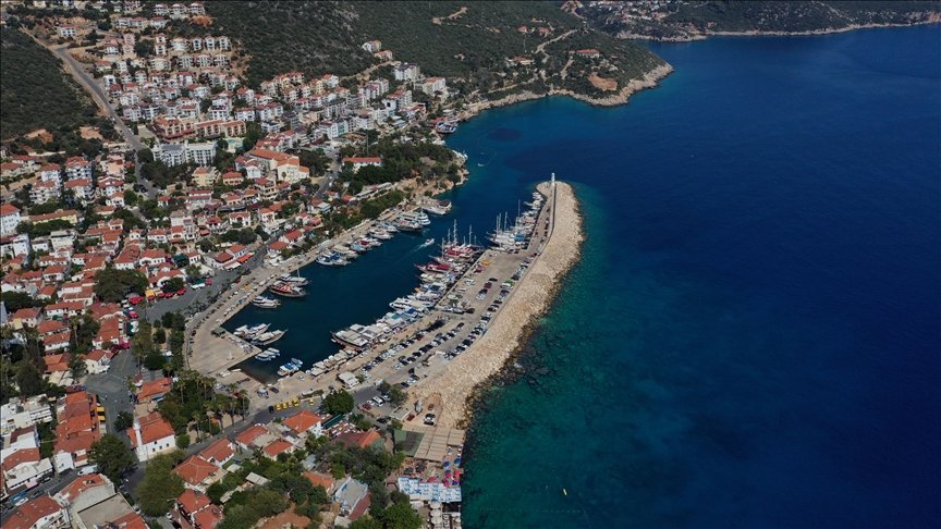 Turizm teknelerinde ‘mavi bayraklı’ dönem başladı