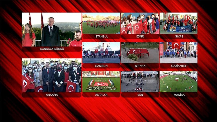Cumhurbaşkanı Erdoğan tüm yurtta saat 19.19’da okunan İstiklal Marşı’na eşlik etti