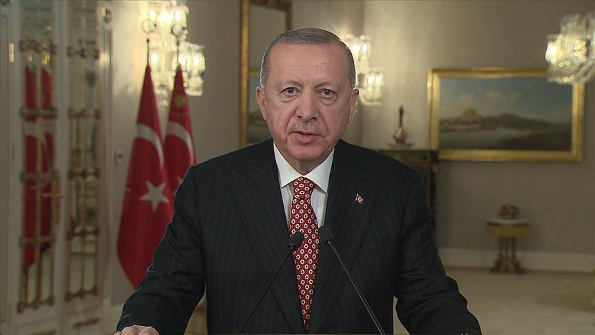 Cumhurbaşkanı Erdoğan: Dün okçularımızla yazdığımız destanı bugün İHA’larımızla tekrarlıyoruz