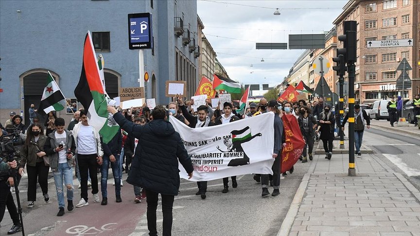 İsveç’te İsrail’in Filistin’e yönelik saldırıları protesto edildi
