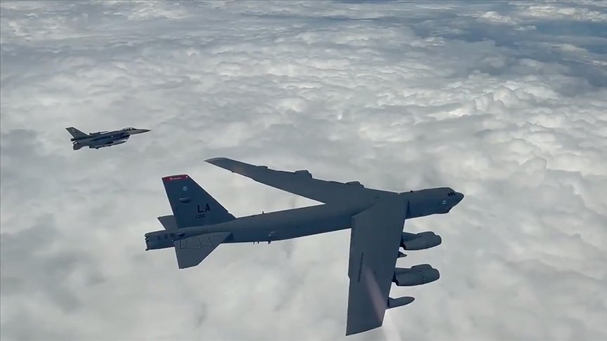 MSB: EUCOM talebi üzerine F-16’larımız ABD B-52 uçaklarına refakat görevi icra etti