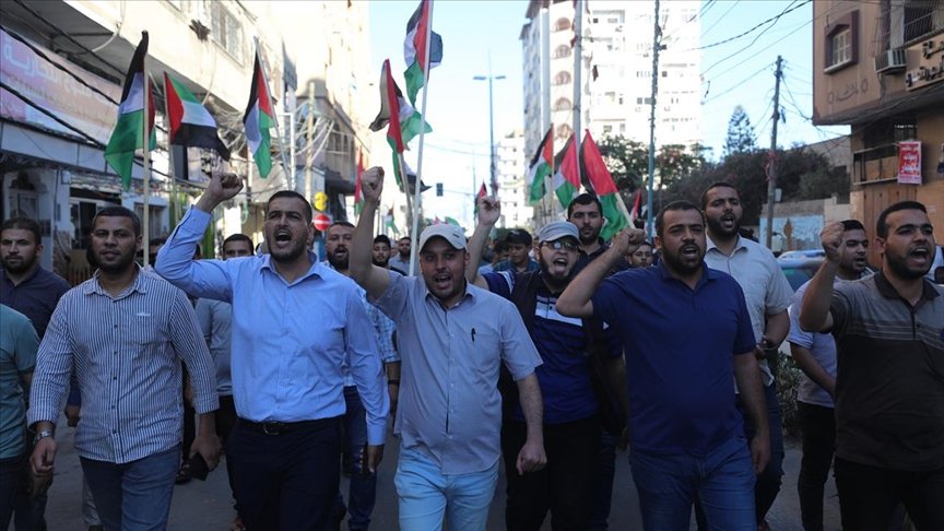 Gazze’de aşırı sağcı Yahudilerin Doğu Kudüs’teki ‘Bayrak Yürüyüşü’ protesto edildi