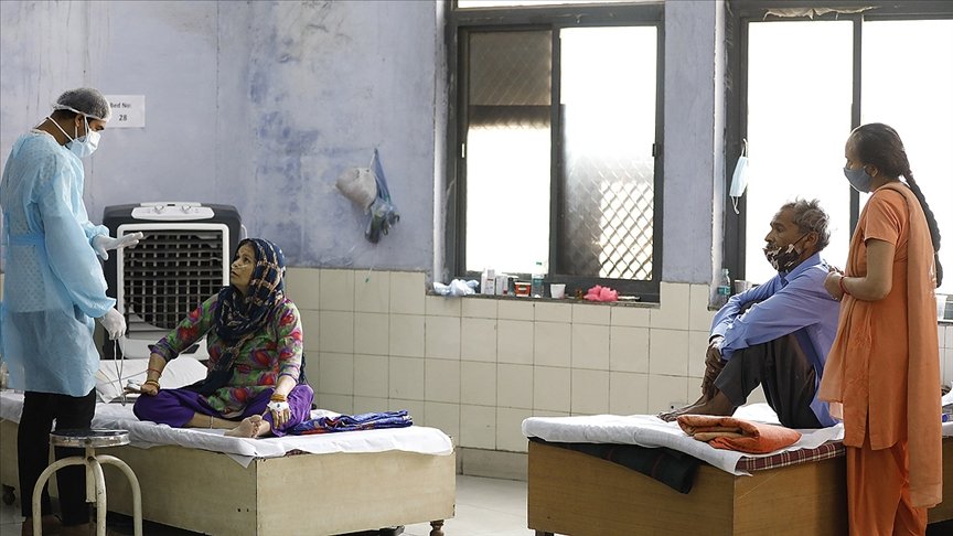 Hindistan’da Kovid-19 salgınında günlük vaka sayısı 102 gün sonra 40 binin altına düştü