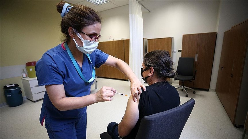 Kovid-19’la mücadele kapsamında uygulanan aşı miktarı 30 milyon 138 bin 368’e ulaştı
