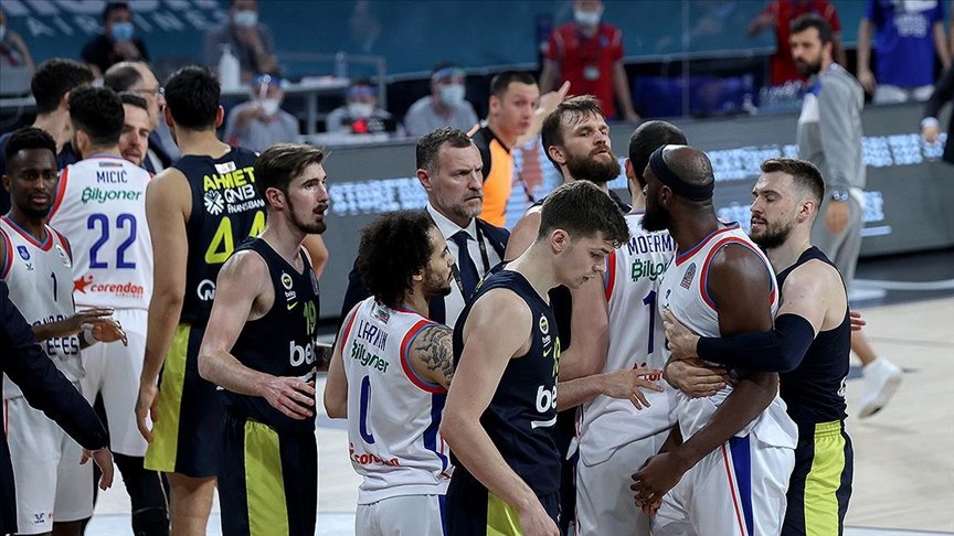 TBF Disiplin Kurulundan Singleton ve Melih Mahmutoğlu’na para cezası