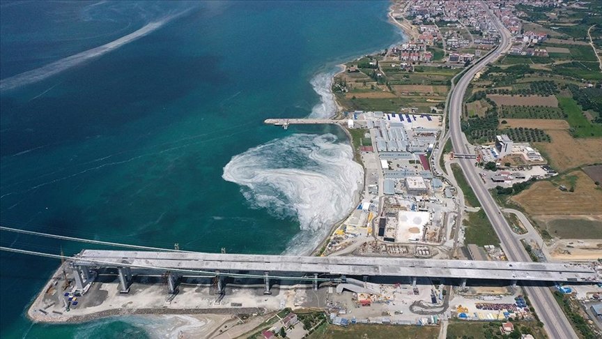 Çanakkale Boğazı’ndaki müsilaj yoğunluğu havadan görüntülendi
