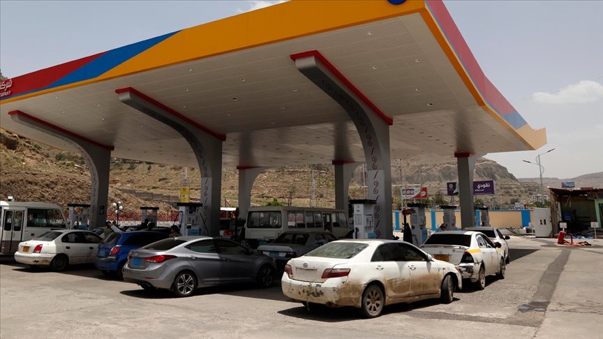 Yemen’de Husilerden benzin fiyatlarına yüzde 30 zam