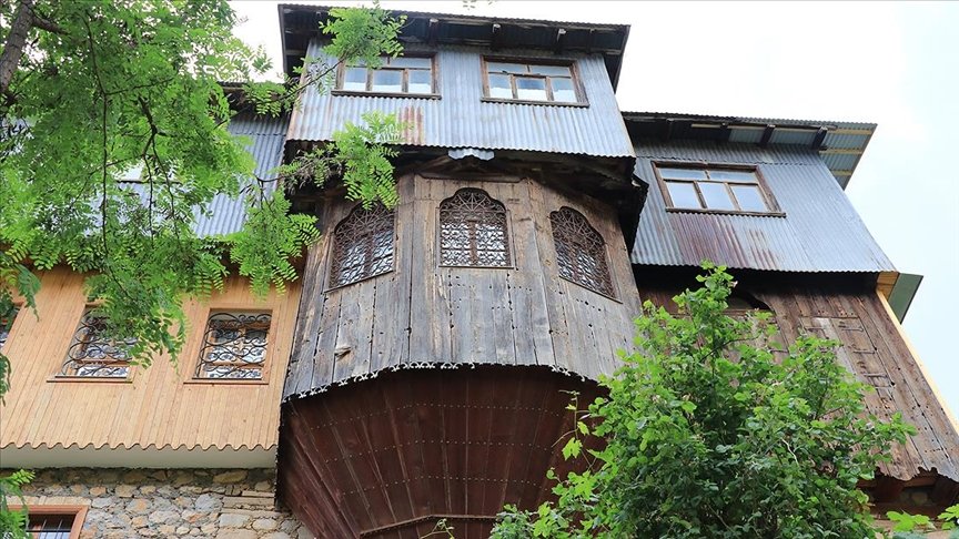 Medeniyetleri buluşturan Kemaliye UNESCO’nun kalıcı miras listesine girmek istiyor